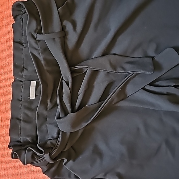 STUNNING MAURICES PAPERBAG CUFFED PANTS - Picture 3 of 10